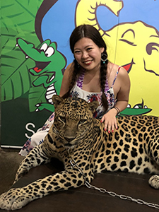 サムイ島で虎と写真を撮る！